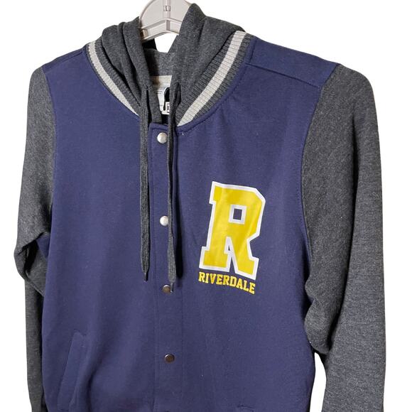Riverdale Varsity Jacket by Hot Topic | Size Juniors XL - Picture 4 of 8